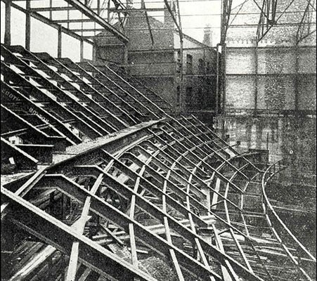Balcony Cantilever construction prior to opening on October 7th 1932
